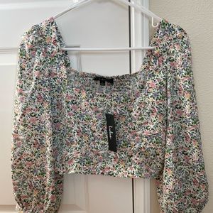 Lulu’s pastel floral white blouse cropped